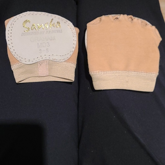 Sansha Foot Paws/Foot Undies - Picture 2 of 2